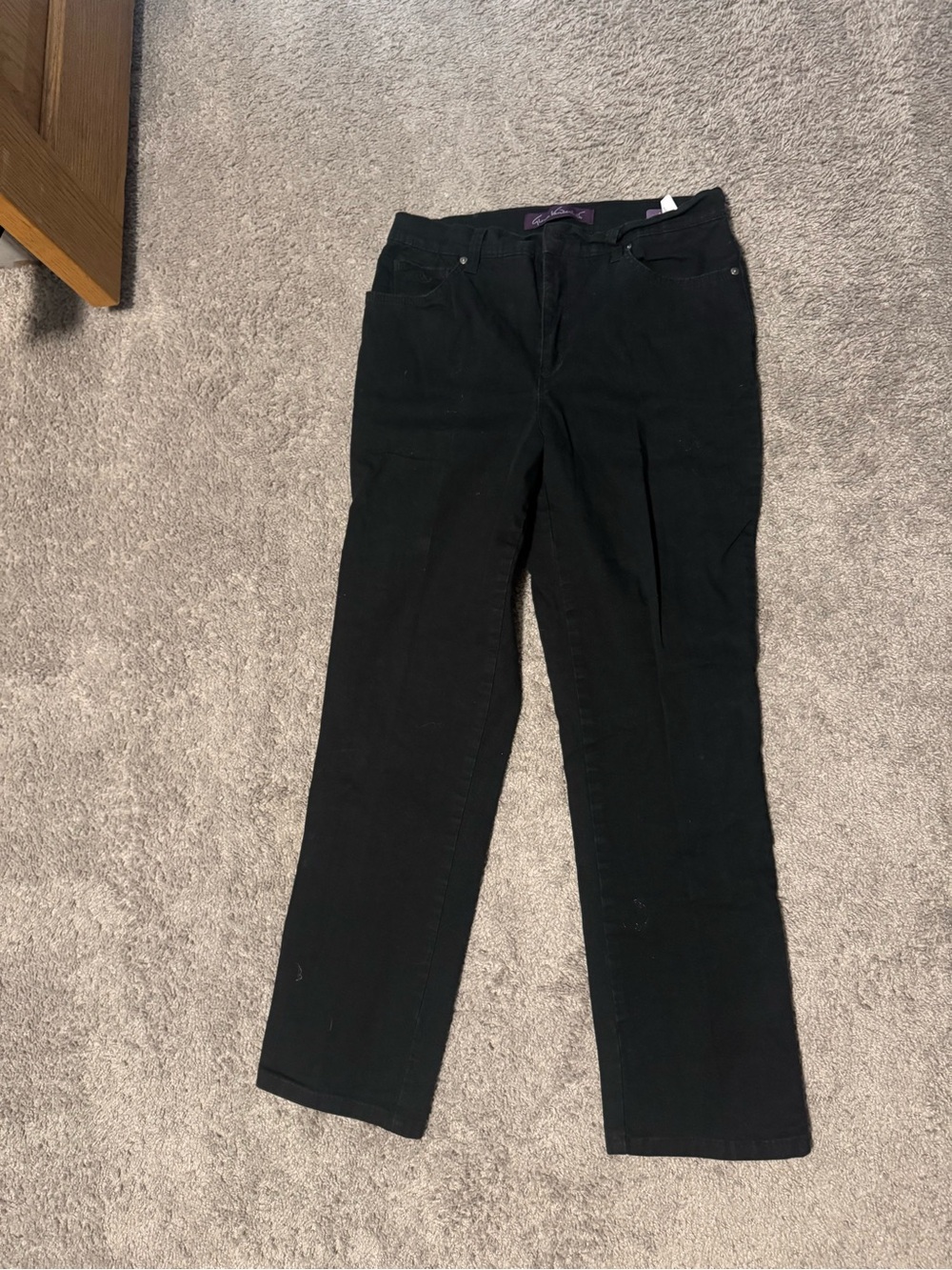 Gloria Vanderbilt Black Straight-Leg Jeans